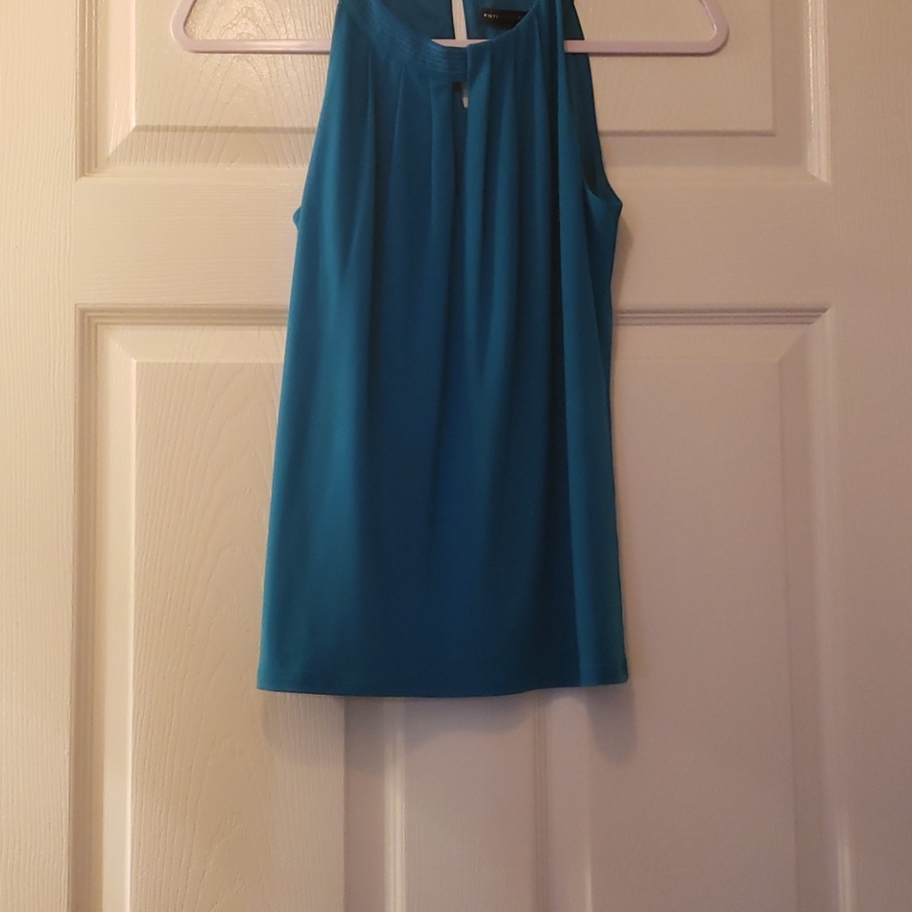 White House Black Market Teal Keyhole shell